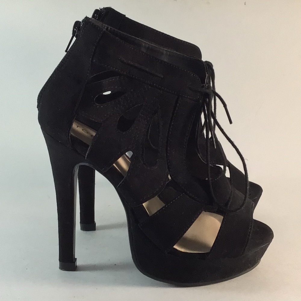 Torrid womens lace open toe high heels black size 7 MX1R02